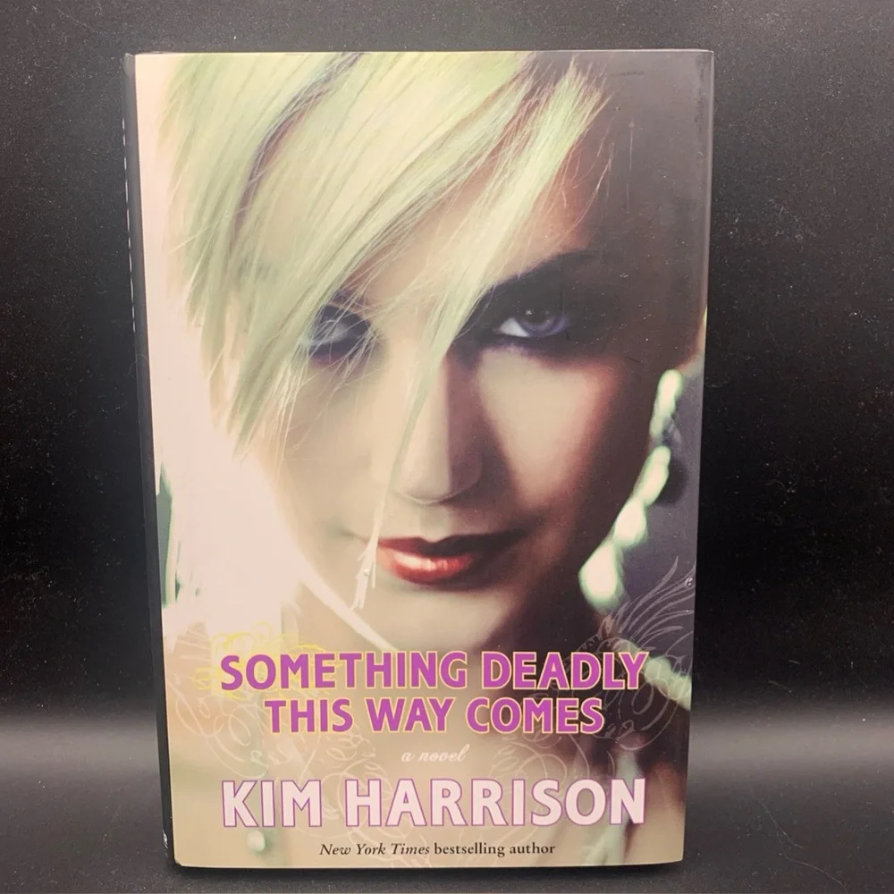 Book Something Deadly This Way Comes Kim Harrison 1st Edition 2011 NY Times - Picture 1 of 5